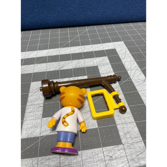 Lamp Post Brown Replacement Mother Daniel Tiger's Neighborhood Deluxe Trolley - Picture 5 of 5